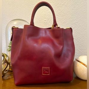 Dooney & Bourke Barlow Italian Leather Satchel - Like New